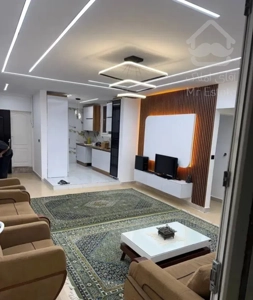 آپارتمان ۹۲ متری فاز ۶ با پارکنیگ و انباری