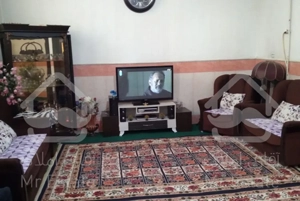 یک خانه همکف راه جدا درب مستقل  در یادگار