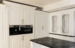 ۲۲۰ متر،کلیدنخورده، فاز ۱، ۲ پارکینگ، چارسو