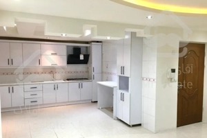 فروش آپارتمان فول امکانات نزدیک میدان انزلى