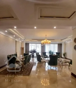 پاسداران ۳۰۰متر۴خواب ۳پارکینگ ۲بالکن تکواحدی