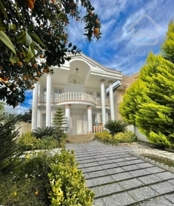 عمارت  300 متری* سندار*مبله کامل *جنگلی