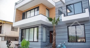 ویلا نما مدرن ۳خواب استخر شیک