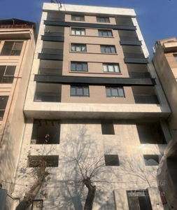 آپارتمان سه خوابه خوش نقشه پر نور