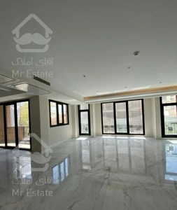 آپارتمان ۳۰۰ متری ۴ خوابه آجودانیه