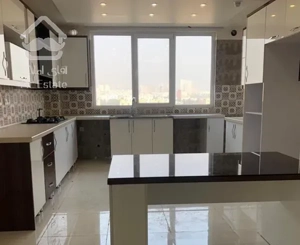 ۱۲۰ متر ۲ خواب/برج  دریاچه چیتگر