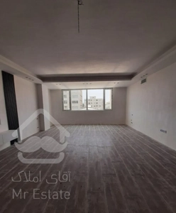 آپارتمان135متری/شهرک مسکن/خیابان بنفشه