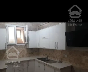 140 متر اتاق ها بزرگ،حیاط خلوت بزرگ در اختیار