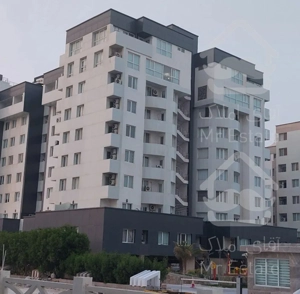 رهن واحد ۷۵متر برج یاسین کیش ( سعیدیان )