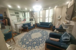 80 متر قلهک غرق در نور