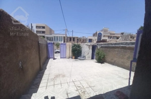 ویلایی/امامت/حیاط بزرگ