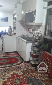 پشت میدان تره بار خیابان شهید سعیدی جنب نانوائی