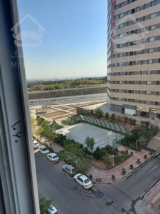 ۹۲ متری کلید نخورده