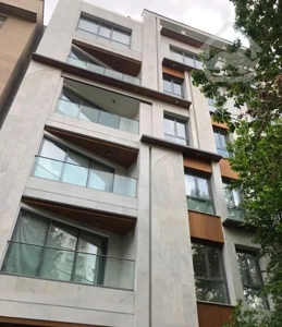 ۲۰۰ متر / ۳خواب /فرمانیه