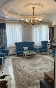 72 متر / نور گیر / خوش نقشه / سالن پرده خور