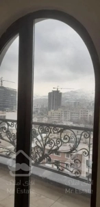 ۹۲.۲سانتیمترصادقیه/برج باغ مجلل گلاب/کلیدنخورده