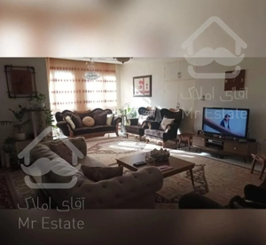 اپارتمان ۱۳۵متری ۳خوابه برج دریاچه