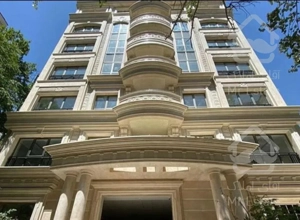 ۱۱۰ متر ، فاز ۲ ، لوکیشن تاپ ، رو به آفتاب