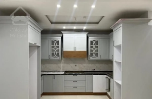 ۸۸ متر نورگیر و خوش‌نقشه فقط چند قدم تا برِخیابان