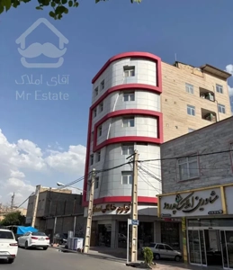 اپارتمان ۱۴۰متری تک واحدی