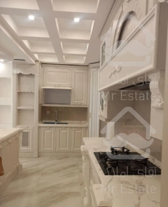 ۲۳۰ متری ابتدای خیابان نیما