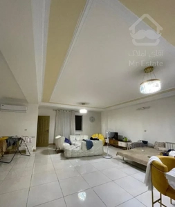 اجاره ۱۲۵ متری تمیز هراز قائم سمت زوج طبقه اول