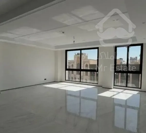 ۱۳۰متر۳خواب/۲پارکینگ سنددار/سردلر جنگل پونک