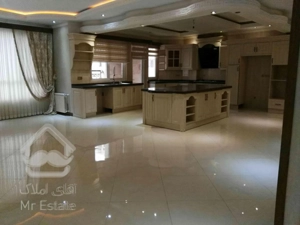 ۲۴۵ متر چهار خوابه تکواحدی سوپر لوکس اباذر