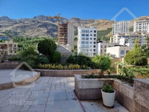 خریدفروش آپارتمان۱۸۰متر۳خواب نیاوران تراش فرنیش ویو نوساز فول امکانات