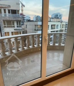 کامرانیه شمالی ، ۲۳۰ متر ، دیپلمات‌ نشین