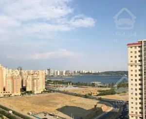 آپارتمان ١٤٤ مترى ٣ خواب نوساز