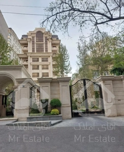 ۲۷۰ متر ویلا آپارتمان در برج باغ