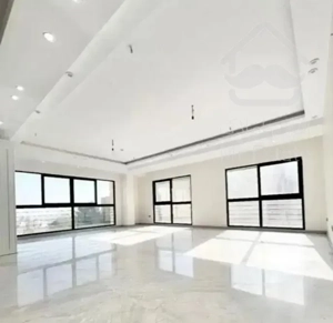 کلید نخورده /۱۹۰ متر ۳ خواب /ویو بدون مشرف