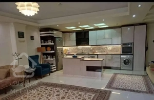 ۱۰۰ متر ۲خواب.لوکس. فول امکانات. ایتالیا. نادری