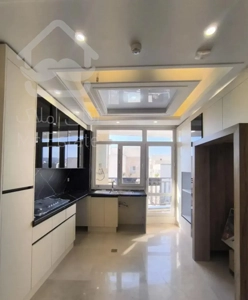 ۹۰متر کلید نخورده* سـازه ای شناسنامه دار *روف لابی