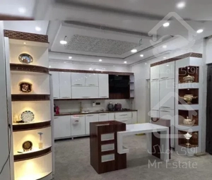 برج ۱۴۵ متر + ۳ خواب + تخلیه + شهرک راه اهن