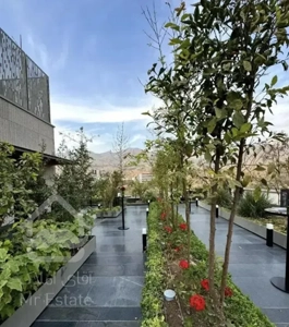پاسداران/بوستان‌ها/۱۸۳متر/۳خواب/۳پارکینگ