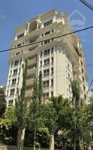 برج باغ رویایی نیاوران/۳۸۰ متر/لوکس و پر مشاعات