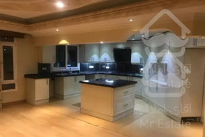 اپارتمان۱۶۰متر*تراس قابل چیدمان*ویودار*اصلی ولنجک