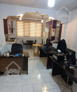 به علت  آماده ساخت توسط انبوه ساز آپارتمان