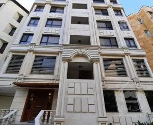 ۱۶۵ متر۳خواب/بلوار ۲۴ متری/۲ پارکینگ