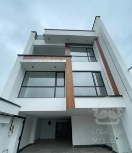 فروش/ ویلای تریبلکس استخر دار/ لاکچری