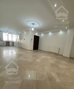 ۸۱متر/نورگیر /روبه نما/سالن خوشچیدمان