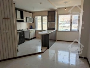 ۷۳ متر خوش نقشه /برج ارکیده / دریاچه چیتگر