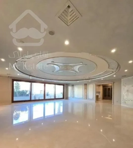 آپارتمان 430 متری تک واحدی*4 پارکینگ*فول مشاعات