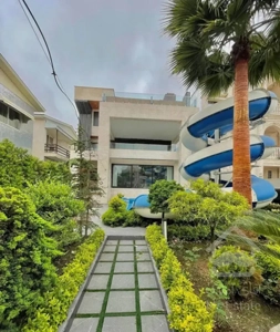 امیر اباد/ استخر داخلی و بیرونی