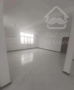 اجاره ۱۷۰ متری سه خواب در محوطه کاخ