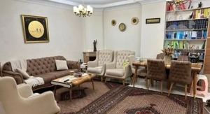 67متر/طبقه اول/پارکینگ غیرمزاحم/خوش نقشه