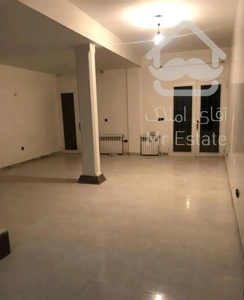 ولنجک ۱۳۰ متر ۲ خواب (حیاط در اختیار)