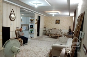 ۸۵متر + ۴۰متر حیاط دربست همکف